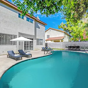 Holiday home Bright Fun Spacious With Pool, Las Vegas
